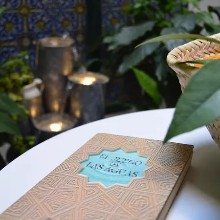 Con Encanto En Casa De Patio Séjour chez l'habitant