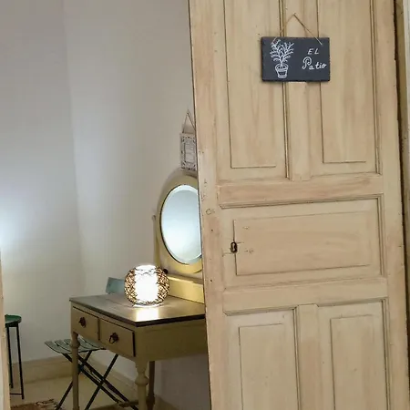 Con Encanto En Casa De Patio Séjour chez l'habitant
